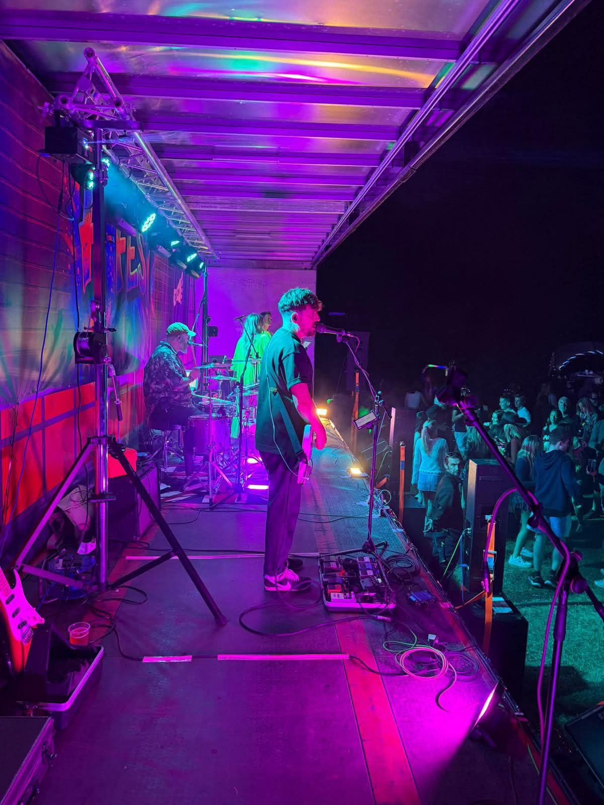 Backstage Vibes